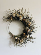 Load image into Gallery viewer, Everlasting Floral Wreath